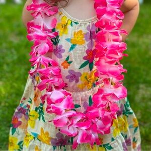 New Lot of 18 Big Hawaiian Lais for Luau Summer Party, Giveaway, Halloween NWT